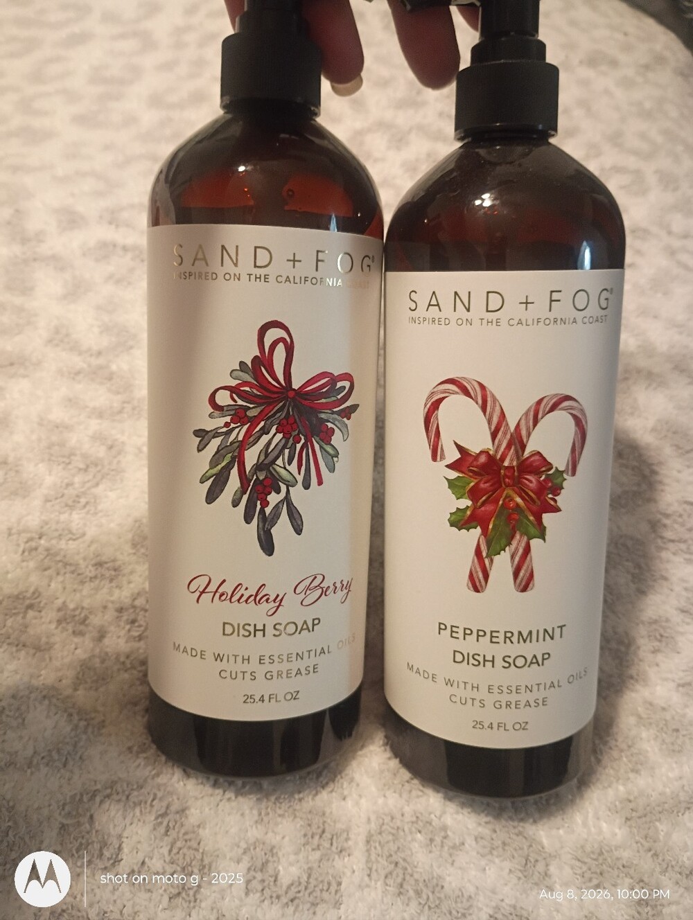 New sand + fog winter Peppermint And Holly Berry  dish soap (2)